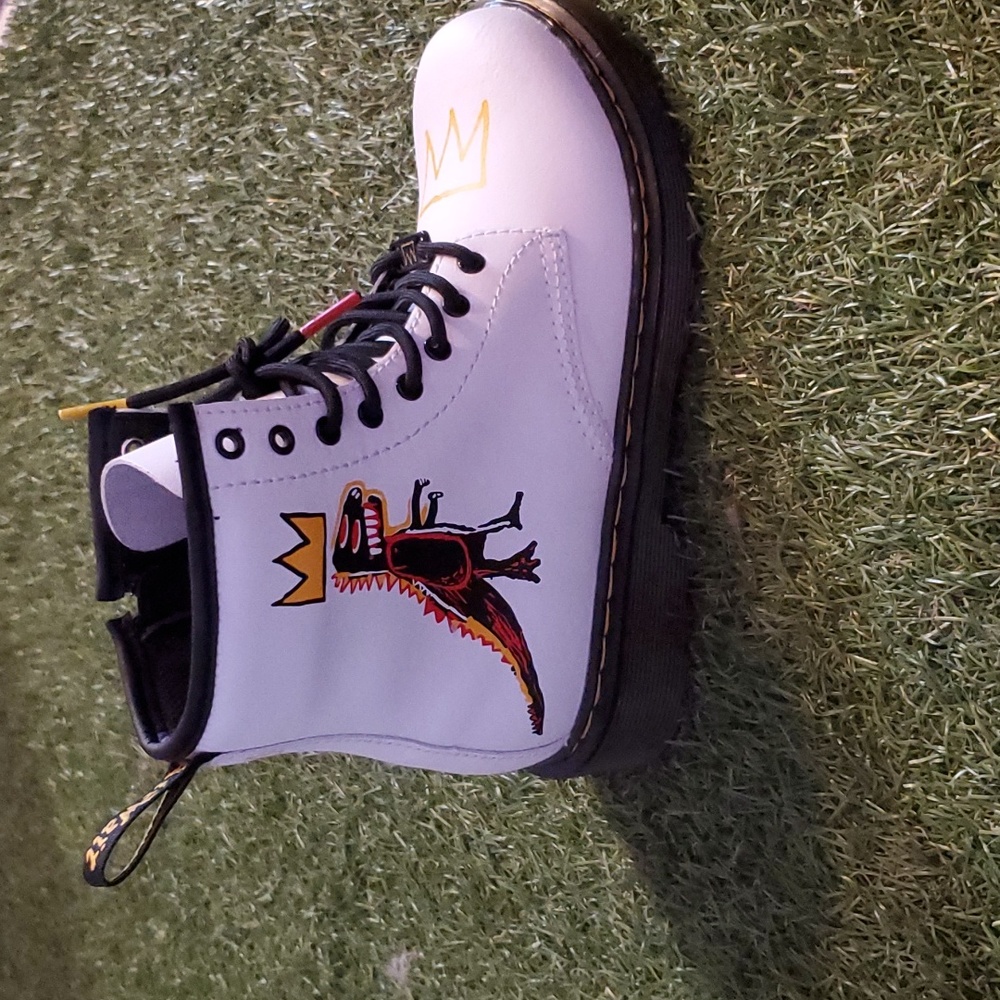 Dr. Martens X Basquiat
